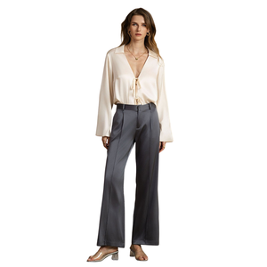 Pantalones casuales estampados para mujer con ajuste cómodo y diseño moderno - Product Image 1