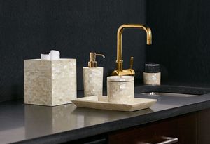 Sofisticado juego de baño de nácar, accesorios de tocador clásicos hechos a mano, colección decorativa antigua de primera calidad para el hogar y hoteles - Product Image 3