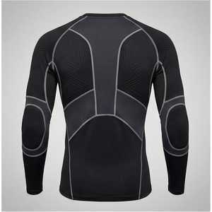 Camiseta de Manga Larga Titan Shield, Compresión, Transpirable, Ecológica, de Secado Rápido, para Hombre, Gimnasio, Entrenamiento, Rendimiento Táctico, MALUZA - Product Image 3