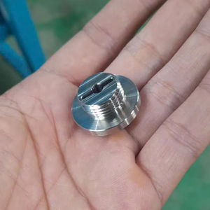 Pièces d'usinage CNC en métal OEM de précision au Vietnam - Product Image 1