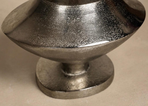 Urne à fleurs en métal de qualité supérieure, très vendue, faite à la main en aluminium argenté brut, vase décoratif de sol, pot. - Product Image 3