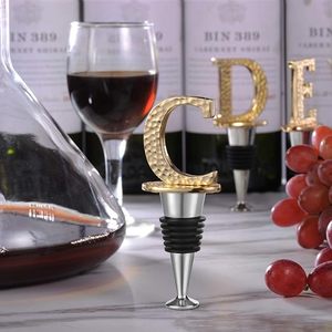 Tapón de Botella de Vino Metálico con Letra C Dorada, Diseño de Sellado Acanalado, Reutilizable, Apto para Alimentos, Portátil y con Vacío - Product Image 5
