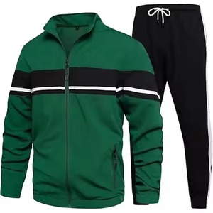 Conjunto Deportivo para Hombre en Verde y Negro, Chaqueta con Cierre Completo y Pantalones Jogger, Transpirable, de Poliéster y Algodón, Estilo Deportivo Casual para Otoño - Product Image 1
