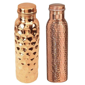 Botella de agua de cobre puro de estilo moderno con diseño martillado a mano, a prueba de fugas y recipiente de cobre para gimnasio, yoga y oficina. - Product Image 4