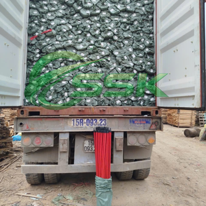 Manches de balai en bois d'eucalyptus enduites de PVC à rayures rouges, poils en plastique et en herbe, écologiques, faciles à nettoyer, pour toilettes et maison - Product Image 6