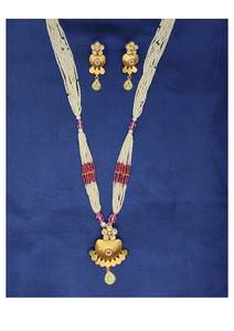 Conjunto de Collar Largo Tradicional Chapado en Oro con Perlas Blancas y Cuentas Rosas, con Colgante Floral y Pendientes a Juego para Mujer - Product Image 2