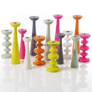 Porte-bougies en métal de haute qualité, revêtement poudré coloré, pour la décoration de la maison, style moderne durable, formes et tailles variées - Product Image 1
