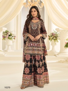 Nouveau ensemble en crêpe de soie fantaisie avec imprimé, comprenant haut, bas et dupatta, catalogue complet disponible à prix de gros. - Product Image 3