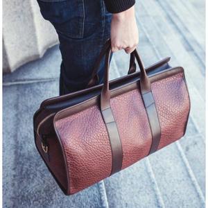 Sacs de voyage pour hommes résistants à l'eau, qualité supérieure, cuir de buffle véritable, sacs à main personnalisables, OEM ODM sur mesure - Product Image 2