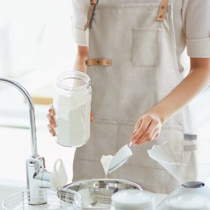 Delantal de Chef Personalizable de Cuero Sublimado sin Mangas con Diseño Cruzado Impermeable, Ropa de Trabajo Duradera para Uso Diario - Product Image 3