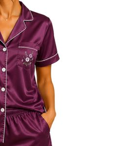 Conjunto de Pijama de Satén Morado Ciruela Personalizado por el Fabricante, Ropa de Dormir de Seda para Mujer, con Bolsillo Bordado, Manga Corta, Conjunto de Ropa de Dormir Suave - Product Image 4