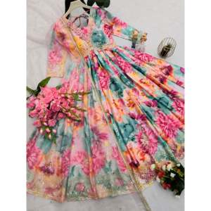 ชุดเดรส Anarkali คอวี งานแฮนด์เมดจาก Sai Creation Designer สำหรับงานปาร์ตี้ ลายดอกไม้ ทรงเอไลน์ เอวทรงเอ็มไพร์ ผ้าชีฟอง พร้อมกางเกง - Product Image 6