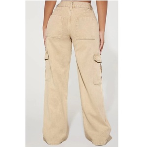 Pantalon cargo en jean crème pour femme, coupe large, taille haute, avec coutures durables et détails de poches utilitaires élégants – Offre spéciale - Product Image 1