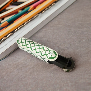 Boîte à crayons de luxe United Trade World, incrustation d'os en bois faite à la main, mallette de rangement pour l'école, élégante incrustation d'os, exquise. - Product Image 1