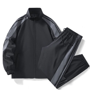 Trajes deportivos de alto rendimiento para hombre. Conjuntos deportivos elegantes con chaquetas de cremallera completa y pantalones deportivos ajustados a juego. - Product Image 2