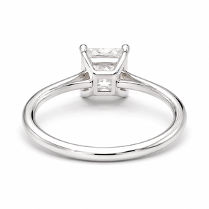 Anillo de compromiso solitario de diamante cultivado en laboratorio con corte princesa de lujo, oro blanco de 18 quilates, anillo de boda personalizado para mujer - Product Image 5