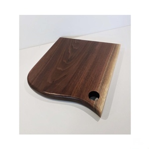 Tabla de cortar de madera de calidad premium, apta para alimentos, con diseño rectangular y acabado natural, para cortar verduras y frutas. - Product Image 6