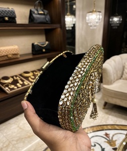Mini Bolso de Mano Kundan de Latón, Chapado en Oro, Hecho a Mano, Personalizado, para Uso Nocturno, con Cierre de Hebilla con Diamantes, por F S International - Product Image 1