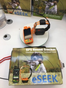 ปลอกคอสุนัขติดตามตำแหน่ง eSEEK แบบสองโหมด 4G VHF GPS พร้อมเครื่อง PDA พกพา ระยะไกล กันน้ำ สำหรับใช้งานกลางแจ้ง ติดตามสัตว์เลี้ยงแบบเรียลไทม์ - Product Image 1