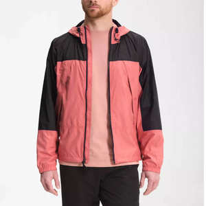 Chaqueta cortavientos con capucha y cremallera diseñada para un estilo urbano y actividades al aire libre - Product Image 6