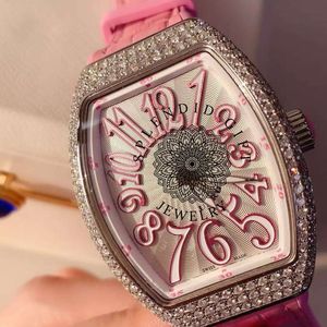 Splendide montre de luxe pour homme à quartz analogique avec boîtier carré en moissanite diamantée, chiffres romains, fermoir caché, verre saphir 28 mm, mouvement ETA - Product Image 6