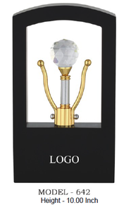 ถ้วยรางวัลเพชรโลหะแบบกำหนดเองพร้อมตัวเลือกการสลักโลโก้ - Product Image 4