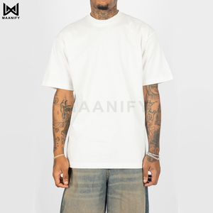 Camiseta de Lujo Blanca de Algodón Pesado 300g, Cómoda, Cuello Redondo, Casual, Oversize para Hombre, Hombro Caído, Lisa, Fabricante de Etiquetas Personalizadas - Product Image 6