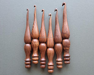 Ganchos de Tejer de Madera Hechos a Mano, Calidad Premium, Ergonómicos, Duraderos, Ecológicos, Cómodos, Ideales para Manualidades y Regalos - Product Image 4