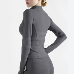 Veste de yoga pour femme moderne, séchage rapide, matière extensible, coupe ajustée, fermeture éclair, vêtements de sport pour la salle de sport et les entraînements - Product Image 3