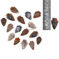 Vente en gros de qualité supérieure Fournisseur de bijoux en cristal Pierres d'agate naturelle Pointes de flèche taillées à la main avec collier à code en cuir