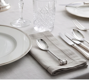 Cuchara de cóctel con diseño único de martillo de juez, acabado plateado, elegante, de acero inoxidable pulido a espejo, para fiestas y restaurantes. - Product Image 4