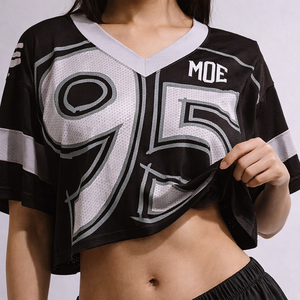 Jersey Corto de Fútbol Americano para Mujer de Alta Calidad, Impresión por Sublimación, Cuello en V, Manga Corta, Estilo Urbano, Servicio OEM - Product Image 5