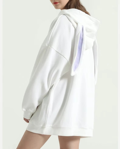 Hoodie oversize en coton blanc French Terry pour femme, avec oreilles de lapin - Product Image 2