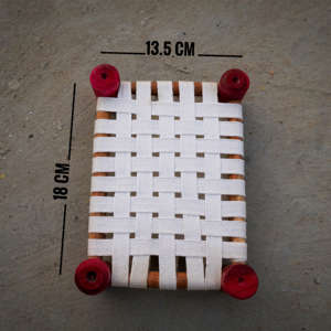 Mini Cama de Madera Khatiya para Ídolo Ladoo Gopal, Duradera, Cómoda, Decorativa, para Exhibición, Venta al por Mayor - Product Image 3