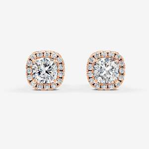Boucles d'oreilles solitaires classiques Halo pour femmes en or rose 18 carats avec diamants de laboratoire taille brillant – Bijoux de mode - Product Image 4