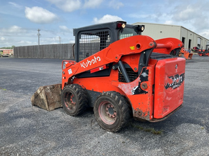 Cargadora compacta de dirección deslizante de dos velocidades SSV65PH 2022 con fuerza confiable y rendimiento de construcción versátil - Product Image 3