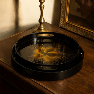 Plateau de service rond en MDF laqué Finition brillante et imprimé Abstrait Golden Flower Design Plateau décoratif en bois noir fait à la main - Product Image 6