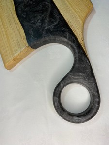 Planche à découper en bois et résine écologique avec poignée, compatible lave-vaisselle, pour couper légumes, fruits, viande, fromage, pain, usage quotidien en cuisine - Product Image 6