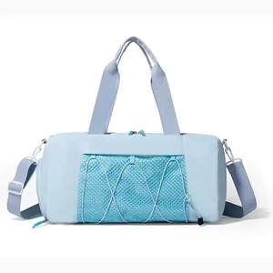 Bolsa de Gimnasio de Viaje con Logotipo Personalizado, Diseño de Letras Moderno, Ligera, Ecológica, Impermeable, con Compartimento para Zapatos, de Poliéster - Product Image 6