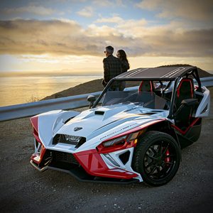 Prix d'usine Polaris Slingshot 3 places 4 places 3 roues Essence/Gasoline 150-250 CV Voiture de sport Haute performance Tourisme routier - Product Image 1