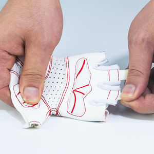 Guantes de Ciclismo de Medio Dedo para Hombre y Mujer, Transpirables, con Agarre Antideslizante, Protección para Muñecas y Acolchado Grueso en la Palma - Product Image 3