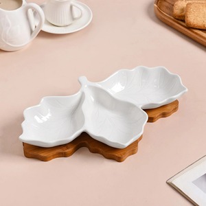 Assiette de service en bois en forme de feuille, plateau poli de style nordique, écologique, pour fête, fait main, en bois massif brun naturel - Product Image 3