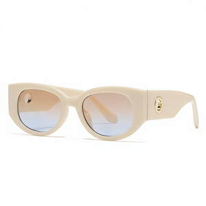 2025 High Quality New European and American Fashion Personalized Outdoor Trendy <b>Sunscreen</b> Sunglasses for Women - Product Image 2