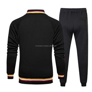 Chándal de invierno para hombre con logotipo personalizado, conjunto de Jogger de talla grande transpirable de algodón 100% - Product Image 2