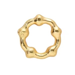 Anneau de serviette élégant en métal pour la décoration de table de mariage et la présentation des repas - Product Image 6