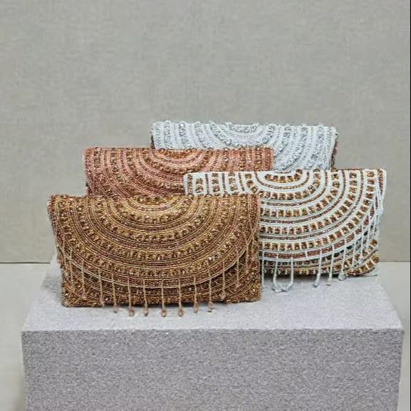 เช่นเดียวกับภาพ