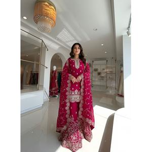 Elegante Kurti Indio de Diseñador con Palazzo y Bordado a Mano con Espejo para Bodas y Ocasiones Festivas, Conjunto de Top, Palazzo y Dupatta - Product Image 1