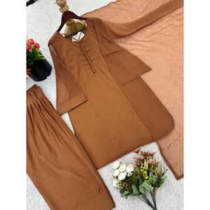 Ensemble haut-bas et dupatta en mousseline de soie pour soirée, avec manches trois-quarts - Product Image 2