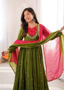 Conjunto de Salwar Kameez de Seda Verde para Mujer, con Dupatta Reversible Rosa, Estilo Tradicional Indio-Pakistaní, Casual, Largo hasta el Tobillo, Étnico - Product Image 2