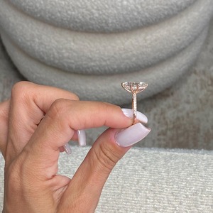 Bague de fiançailles classique en diamant de laboratoire taille marquise 3 carats, or blanc 14 carats plaqué or, pavé solitaire, certifiée IGI - Product Image 4